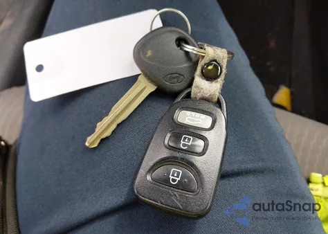 2014 Hyundai Elantra Se из США, поврежденный, VIN 5NPDH4AE2EH460749